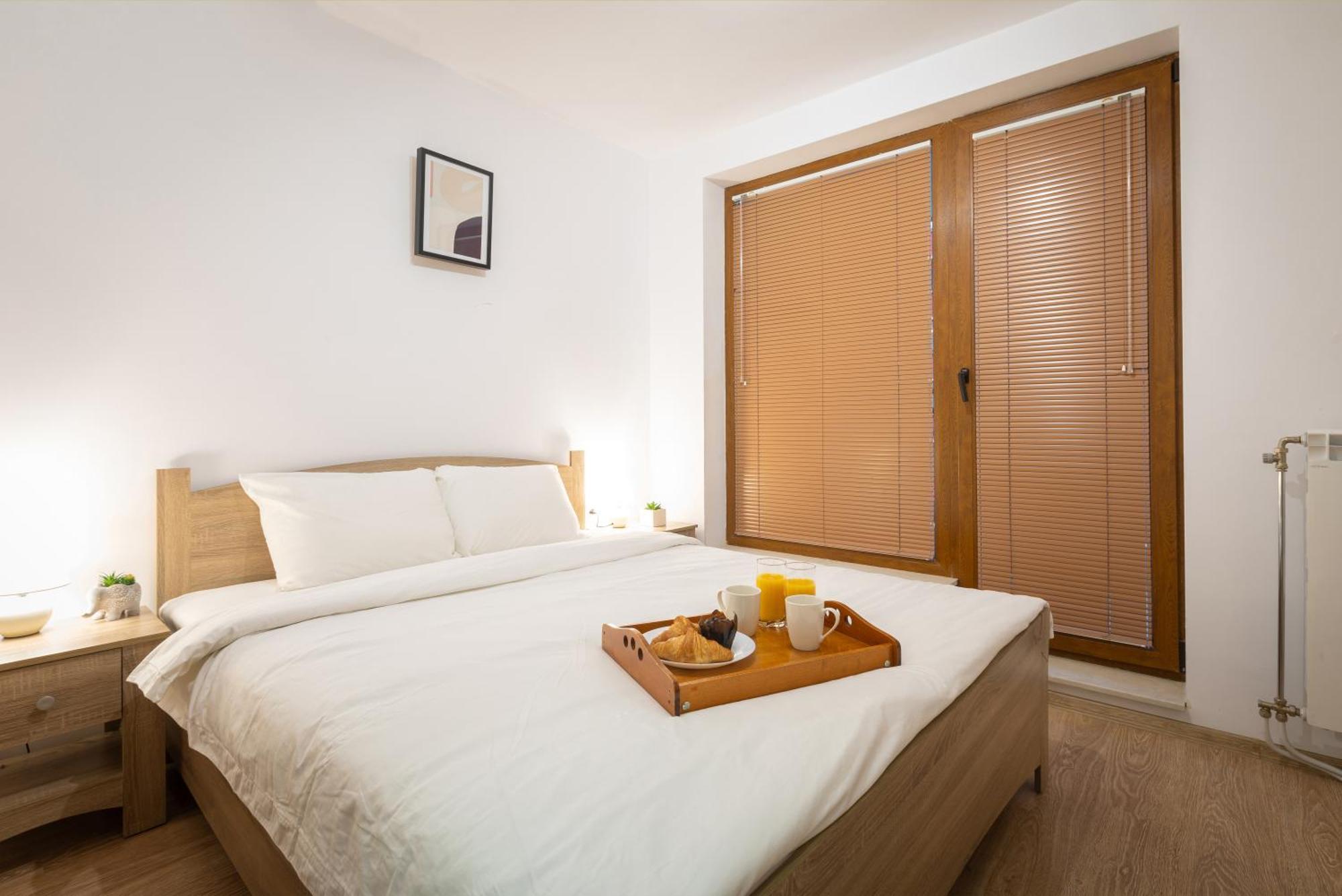 Modern And Bright Apartments Near Center - Free Parking Σόφια Εξωτερικό φωτογραφία